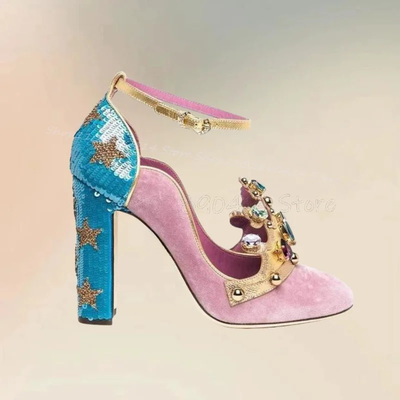 Court Heel Pointed - Zapatos de tacón con diseño de