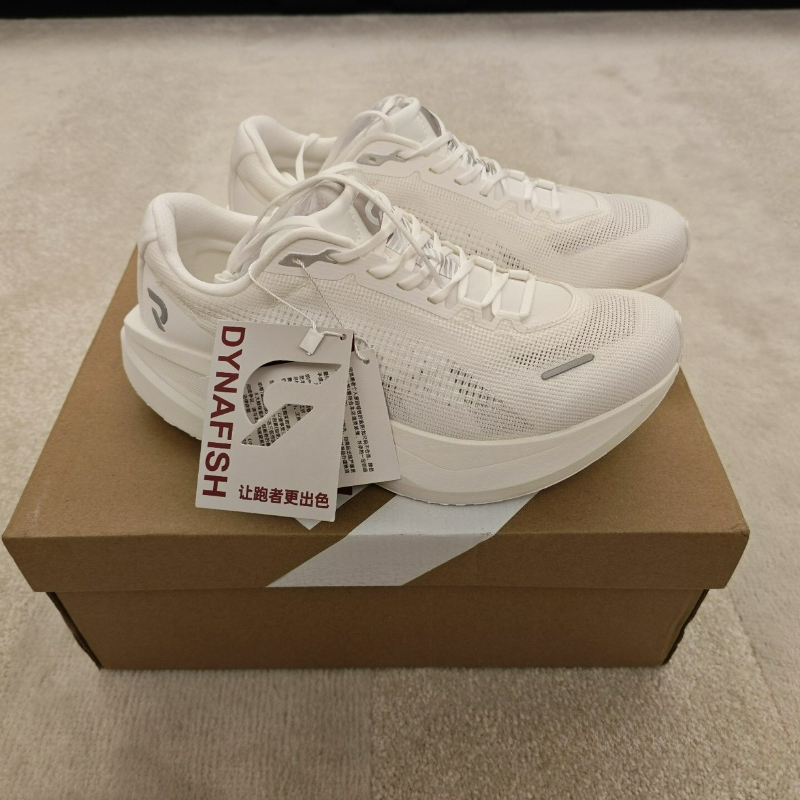 Women'S Shoes Vs Men'S - Zapatillas de correr DYNAFISH para hombre