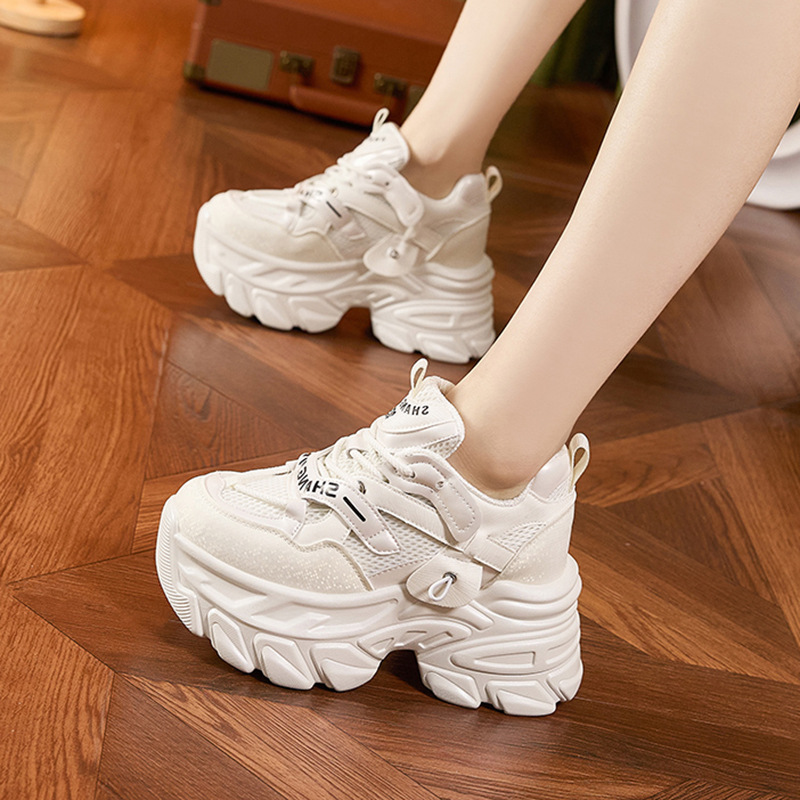 Zapatillas gruesas de cuero de - Wedge Heeled Sneaker reseña y precio