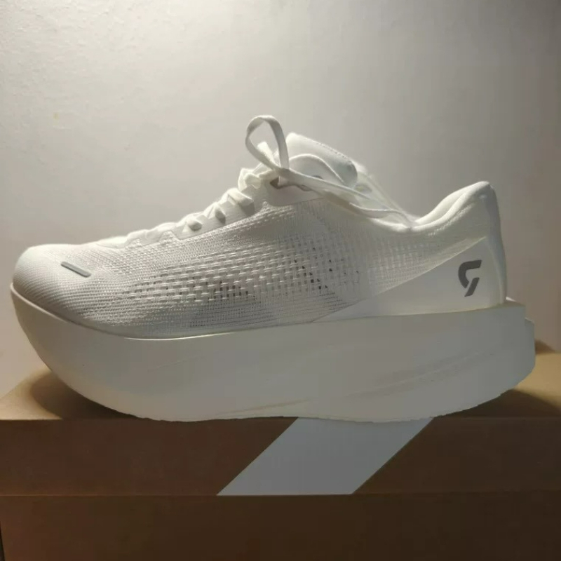 Zapatillas de entrenamiento DY - Women'S Shoes Vs Men'S reseña y precio