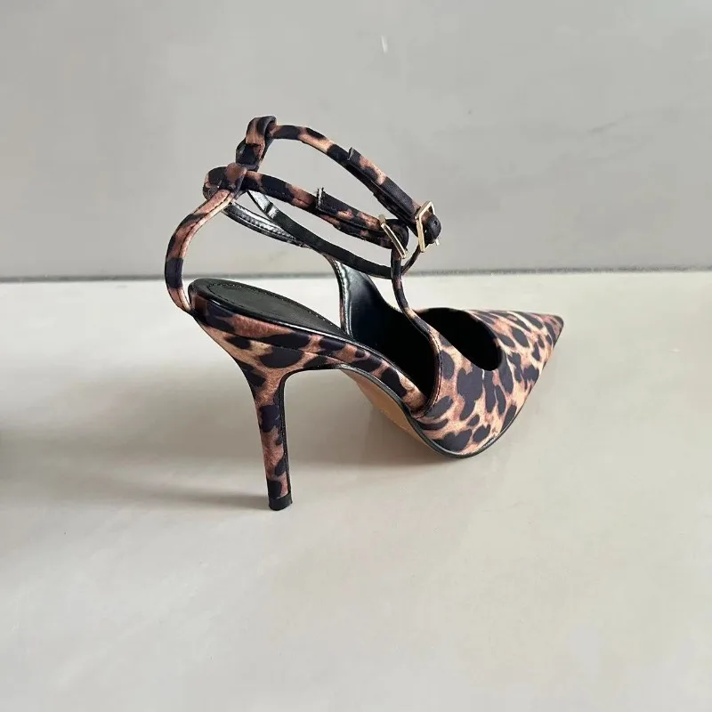Zapatos de oficina con punta e - Women Shoes Zara reseña y precio